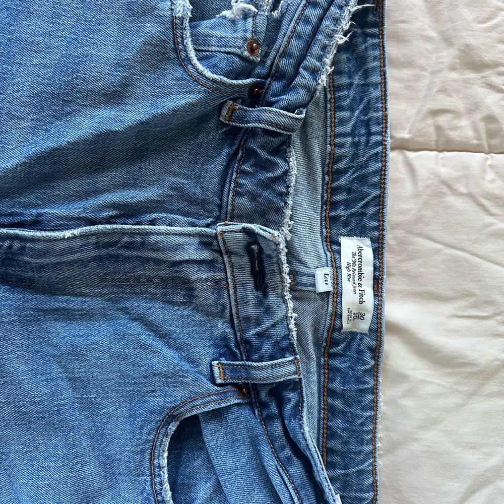 Distressed Denim Jeans